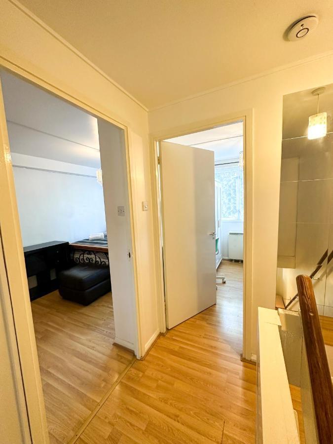 36 O'Leary Square Apartment London Bagian luar foto