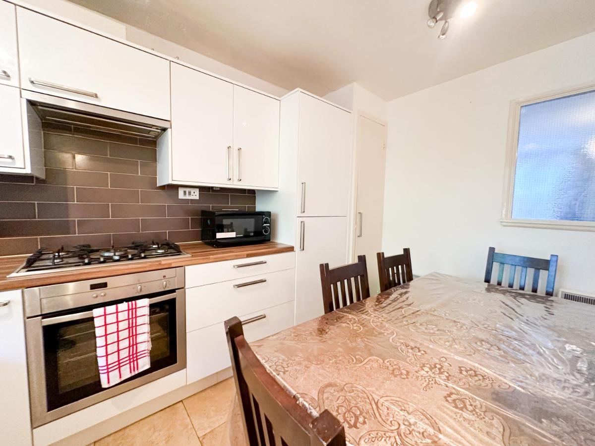 36 O'Leary Square Apartment London Bagian luar foto