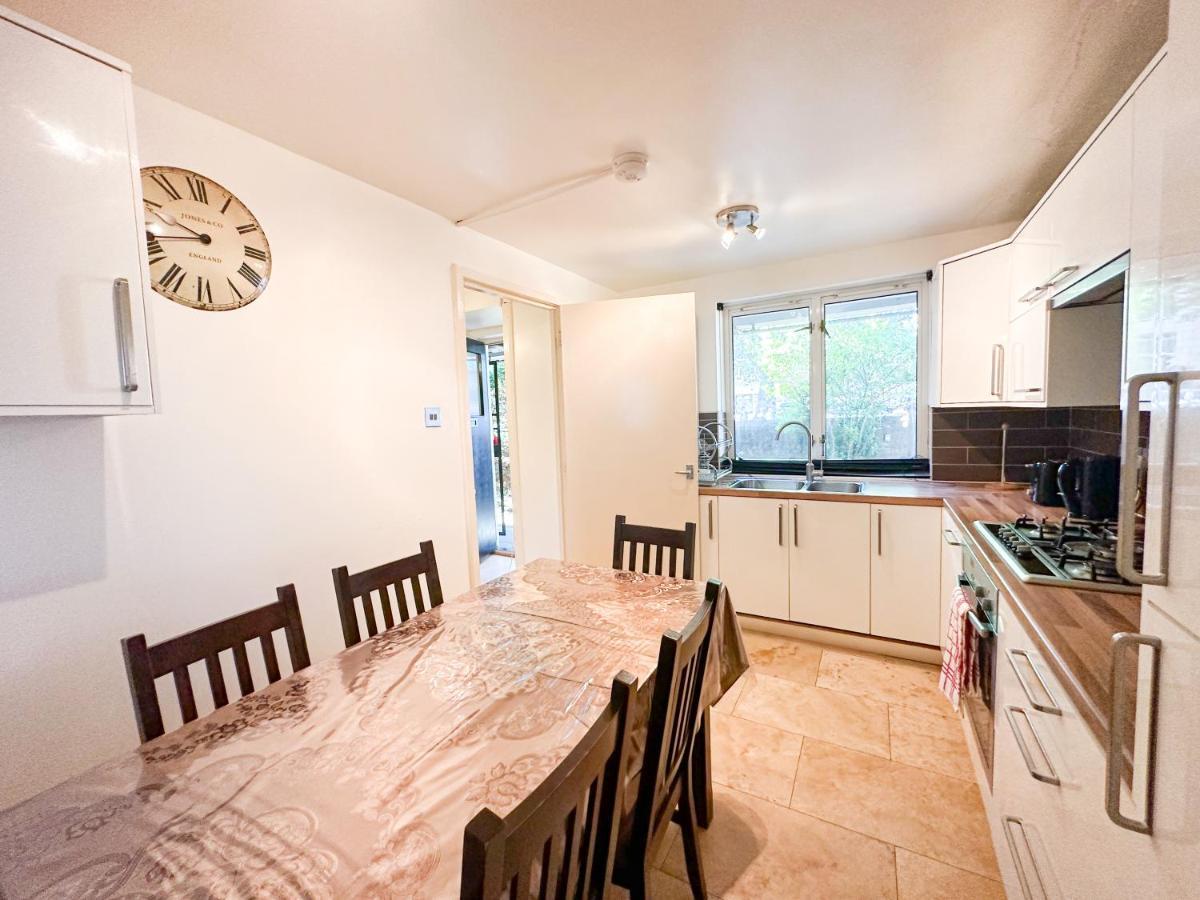 36 O'Leary Square Apartment London Bagian luar foto