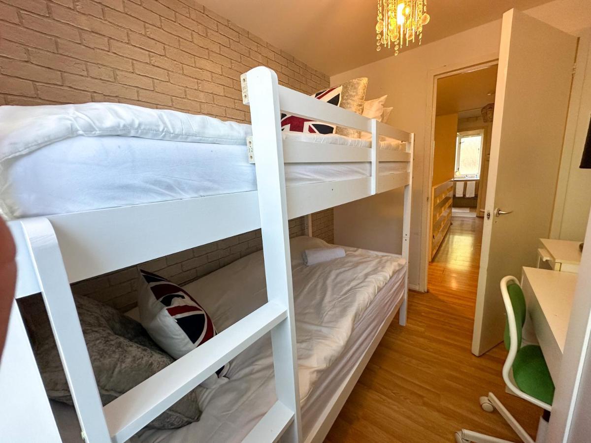 36 O'Leary Square Apartment London Bagian luar foto
