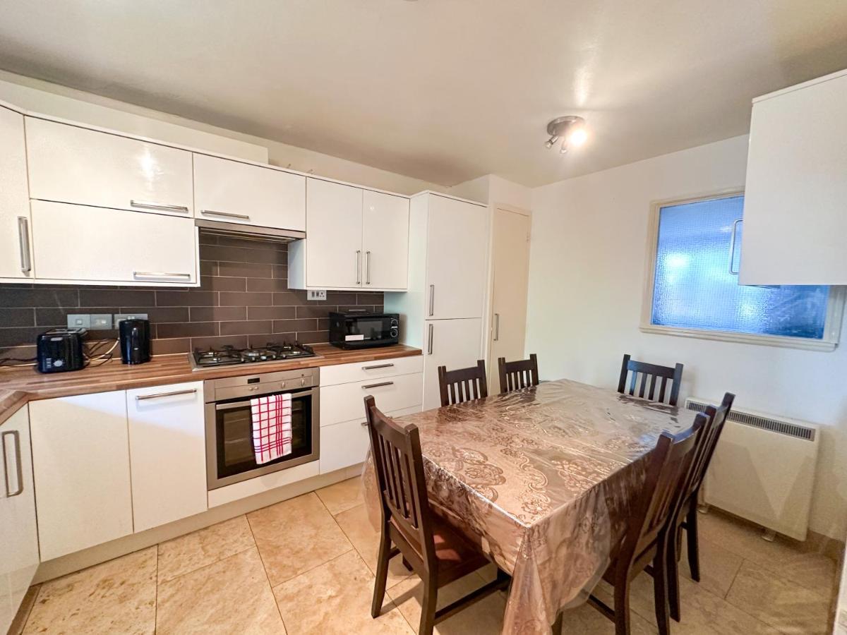36 O'Leary Square Apartment London Bagian luar foto