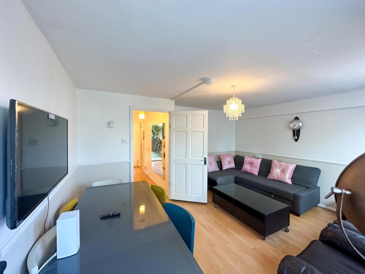 36 O'Leary Square Apartment London Bagian luar foto